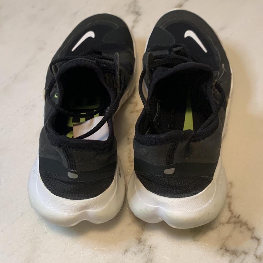 Nike Free RN 5.0 Shoes - Picture 8 of 13